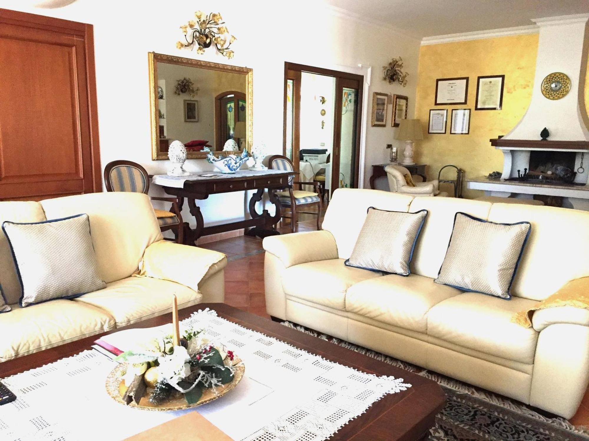לה קסטלה Villa Aurora מראה חיצוני תמונה